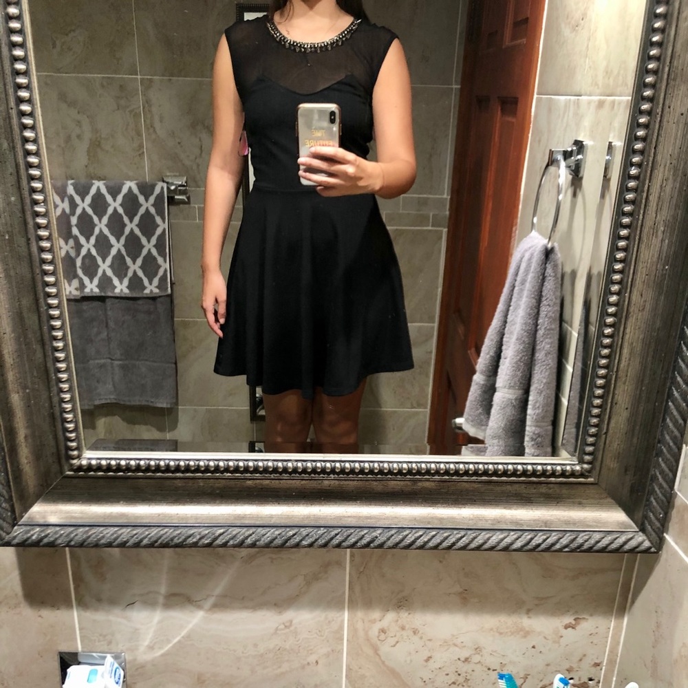 Never been worn - Picture 3 of 5